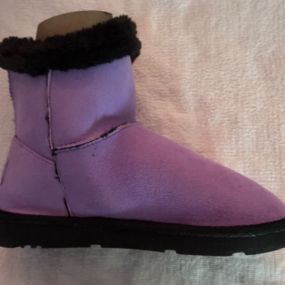 Paw Print Faux Suede Ankle Boots  with Tassels Purple with Paw Prints Size 7 - Picture 5 of 7